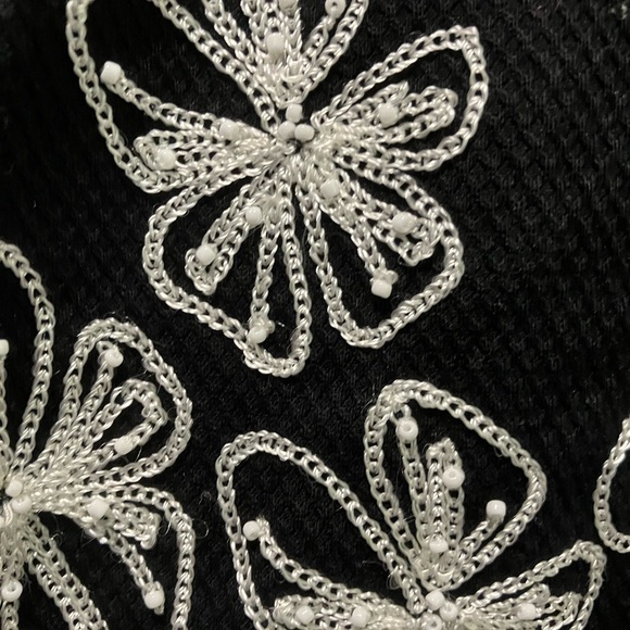 NWT⭐️ $135 Jones New York
Collection Floral Skirt, Conga -PLUS SIZE 16W - Picture 4 of 7